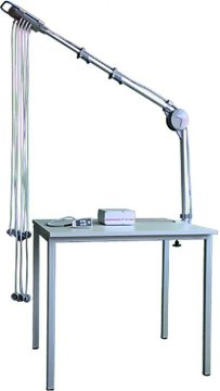 DT80T-Table Saugelektrodensystem mit Vakuumanlage – Amedtec Medizintechnik Aue
