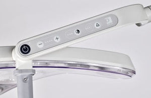Derungs TRIANGO FOKUS 100-3 LED Klein-OP-Leuchte Mit Drei Farbtemperaturen – Derungs Licht